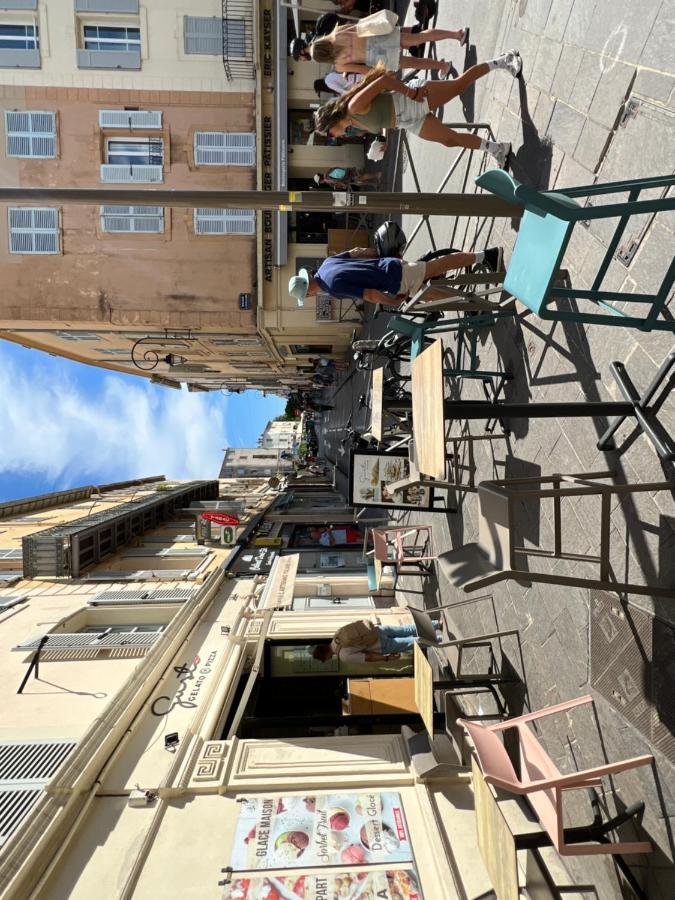 Location Cote D Azur Hotel Antibes Exterior photo